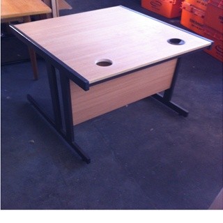 Computer desk