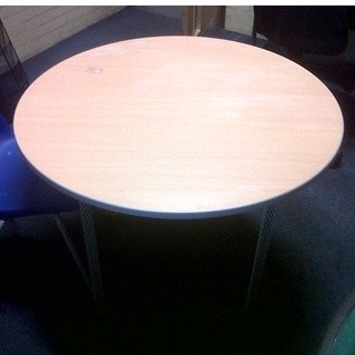 Round Table