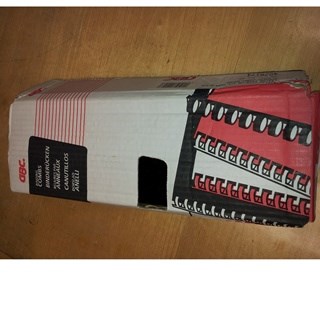 Box of comb binding rings
