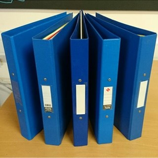 A4 ring binder purple colour