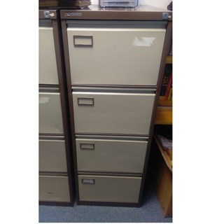 2 Filing cabinet in good condition