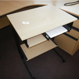 Small computer desk