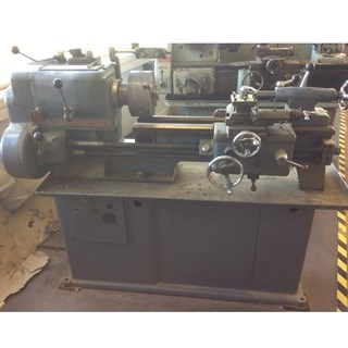Centre Lathe - Harrison