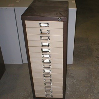 15 DRAWER FILING CABINERT