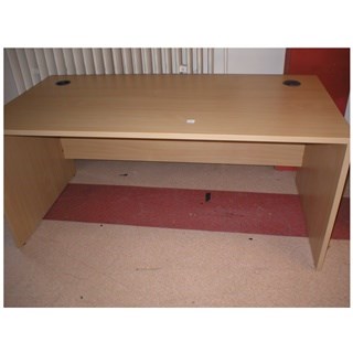 1600mm desk straight