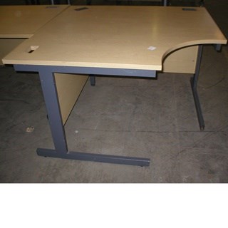 Corner desk