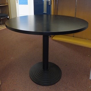 Round Table- Black