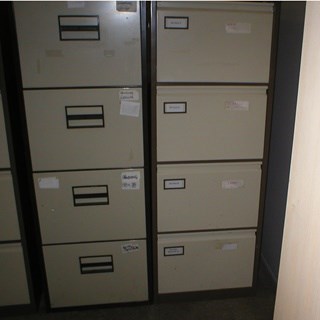 Filing cabinet- 4 drawer