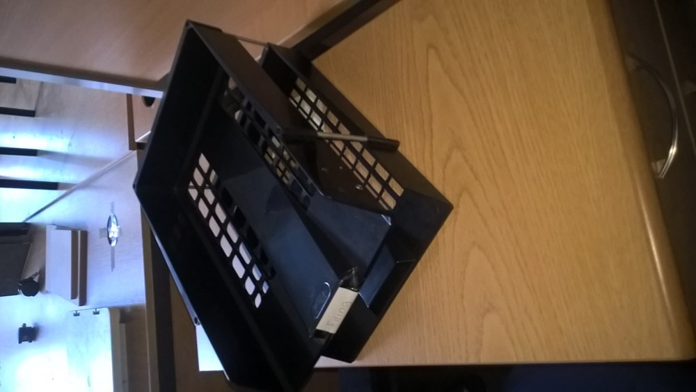 Desk top accessory