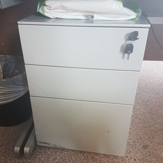 3 drawer metal cabinet