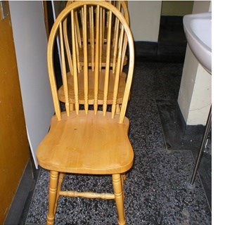 WOODEN CHAIR