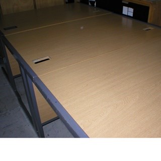STRAIGHT DESK