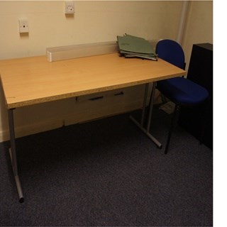 Desk - short