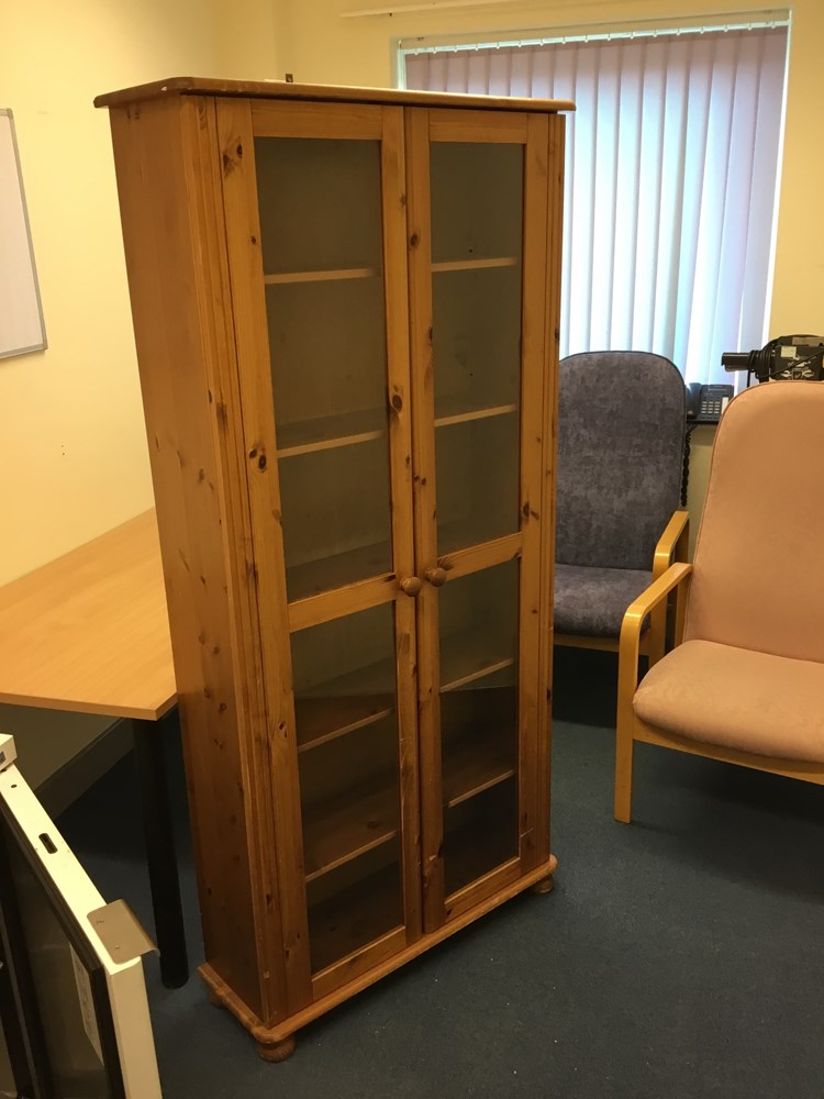 Display Dresser