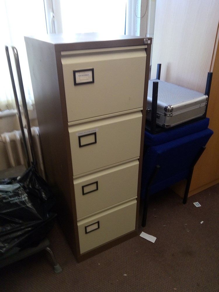 Filing cabinet- 4 drawer