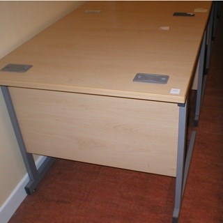 800MM STRAIGHT DESK