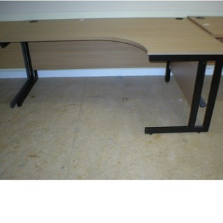 RADIAL DESK R/H