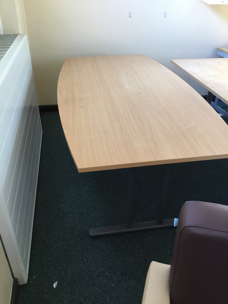 Boardroom/meeting table
