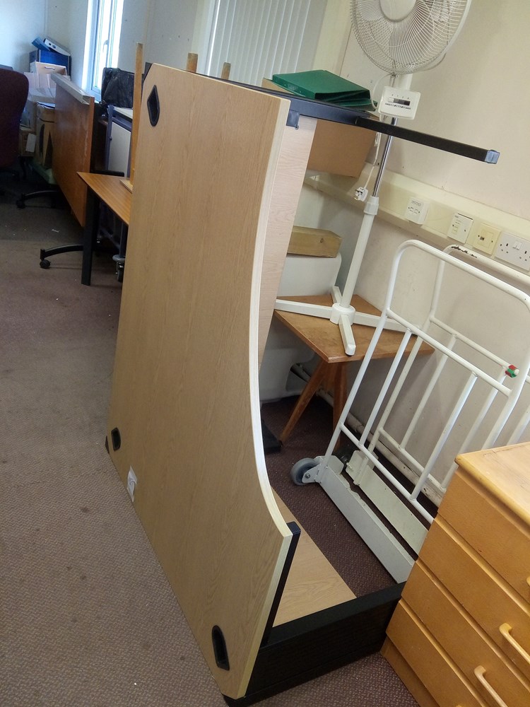 Curved Desk
