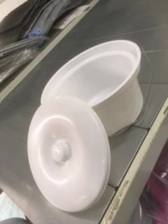 Plain White Plastic Pots with Lids and handles