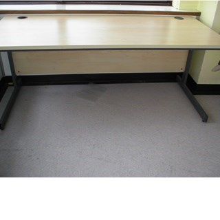 1800MM STRAIGHT DESK