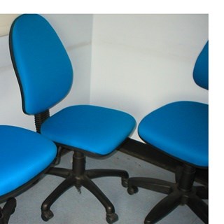 RE-UPHOLSTERED HIGH BACK OPERATOR CHAIR