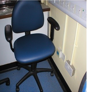 OPERATORS CHAIR