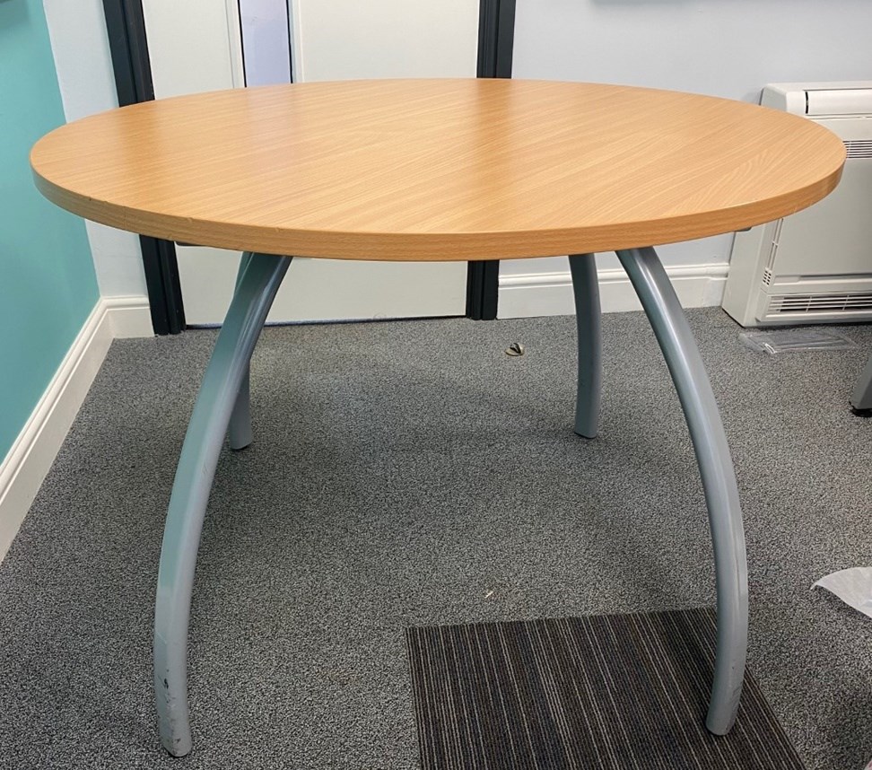 Round Table