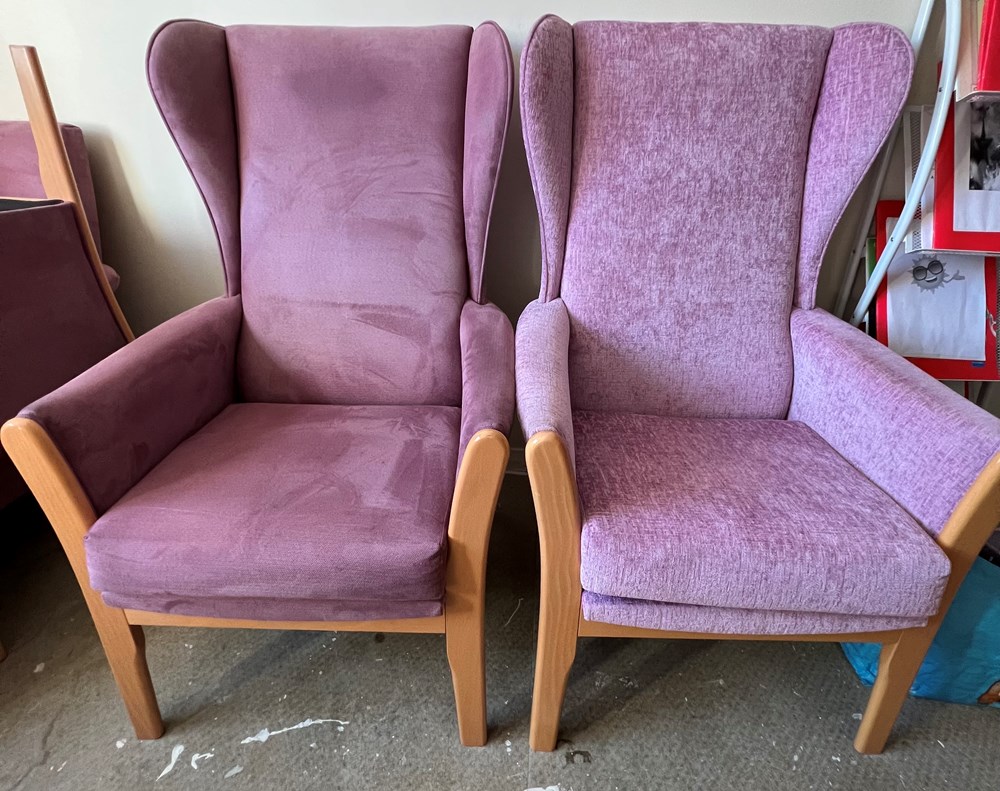 Furniture - Chairs (Free)