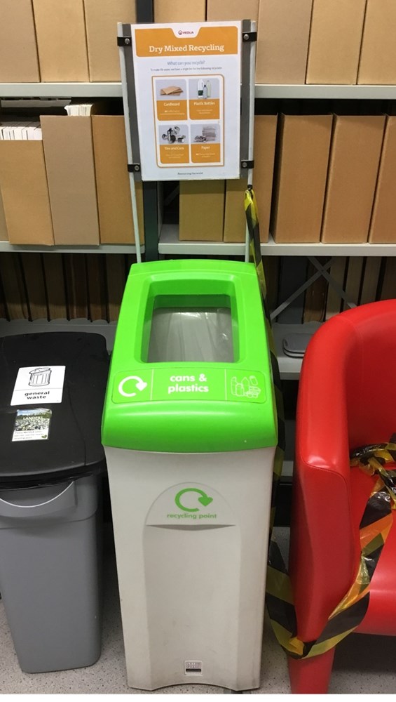 Cans & Plastic Recycling Bin