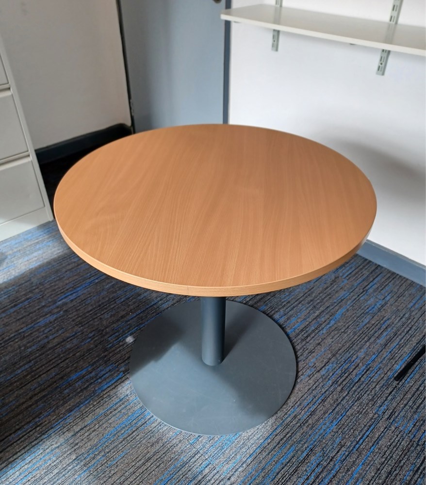 small round table 