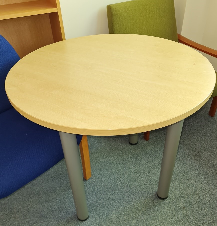 Round Meeting Table