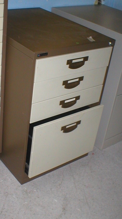 4 DRW FILING CABINET