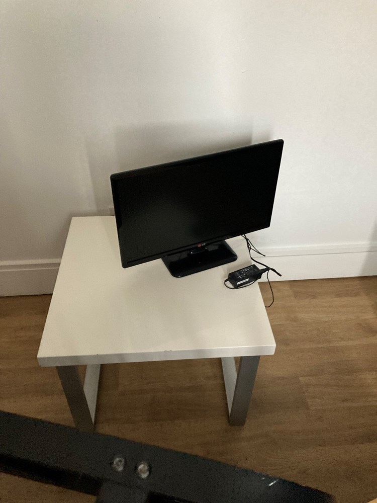 Small White table