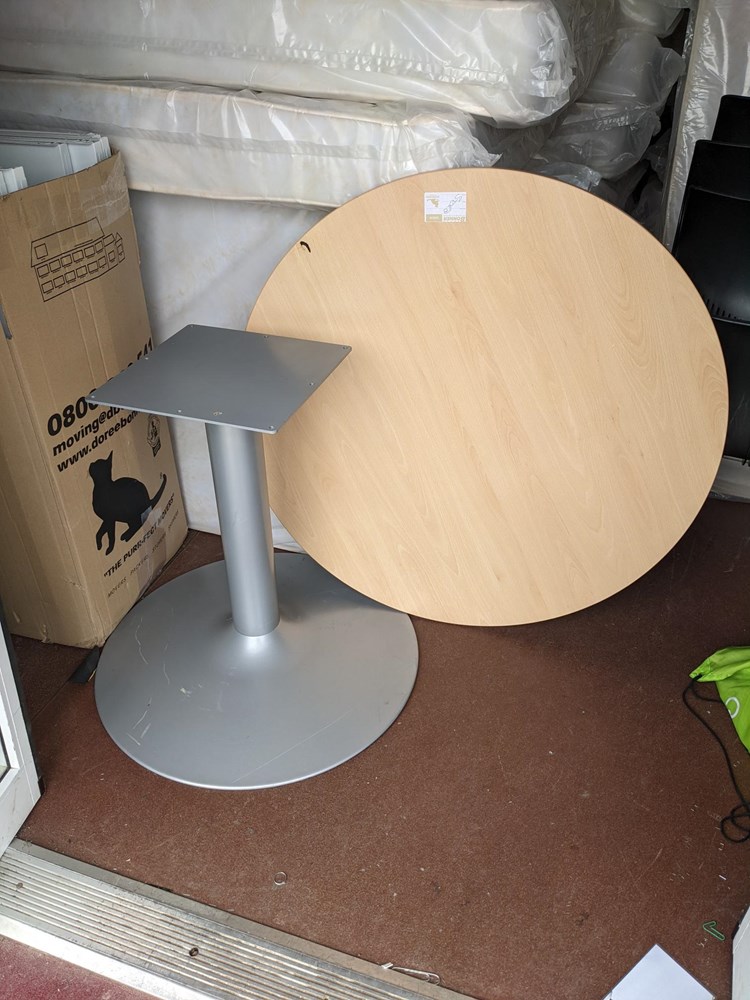 Round Table - Small