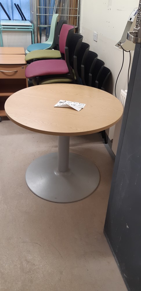 Round Table (Waist Height)