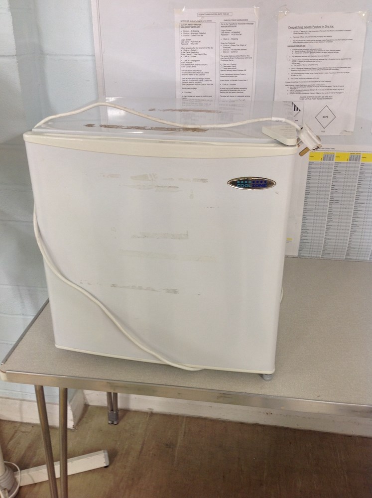 Desktop Fridge