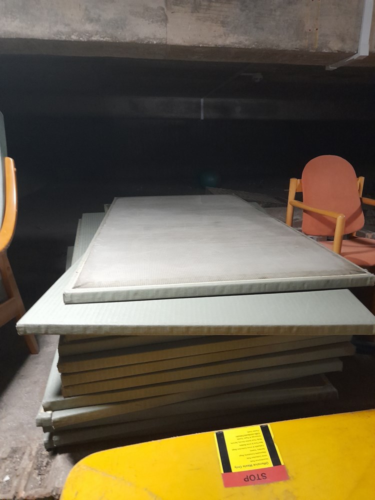 Floor crash/safety mats