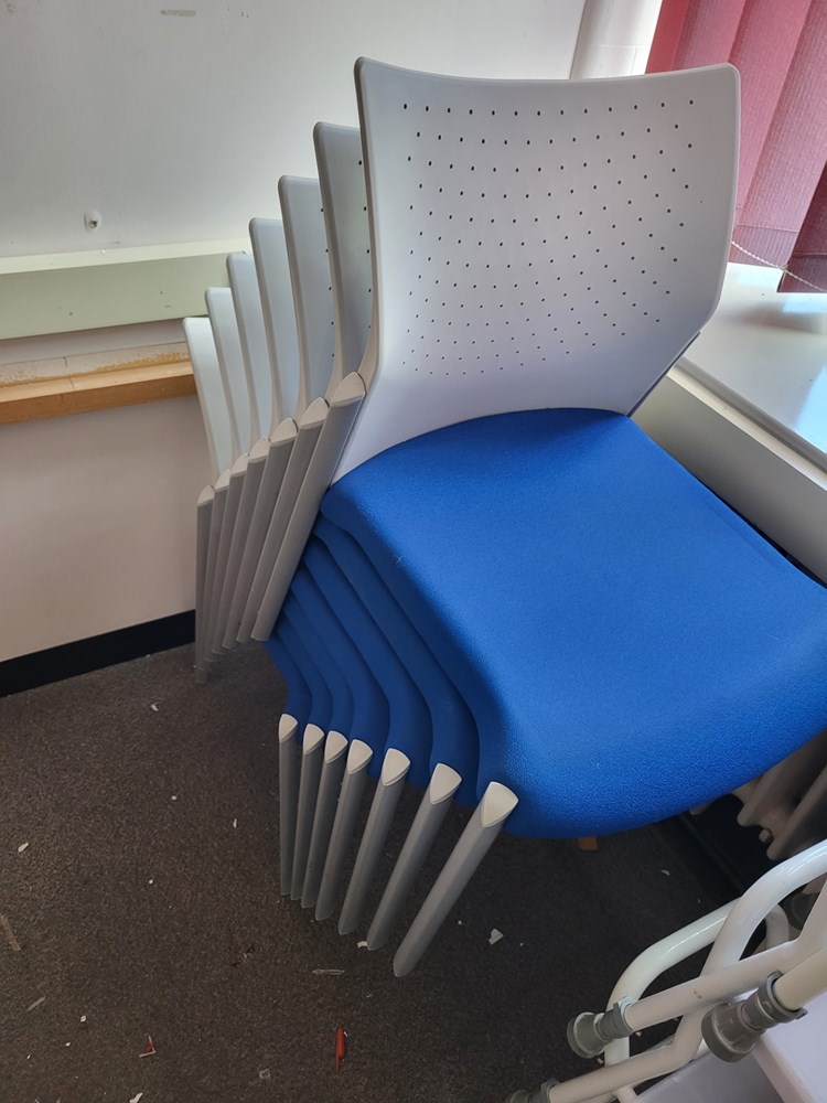 Stacking chairs 