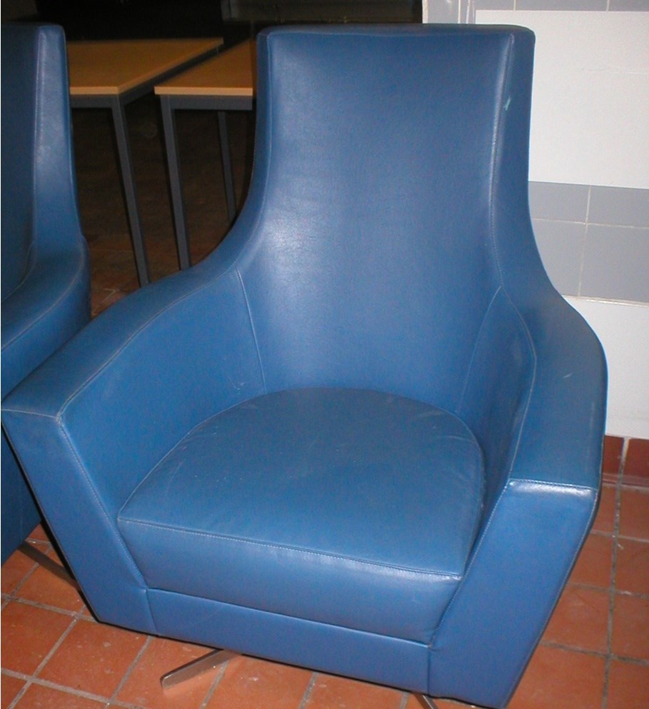 HIGH BACK COMFY (SWIVEL) CHAIR