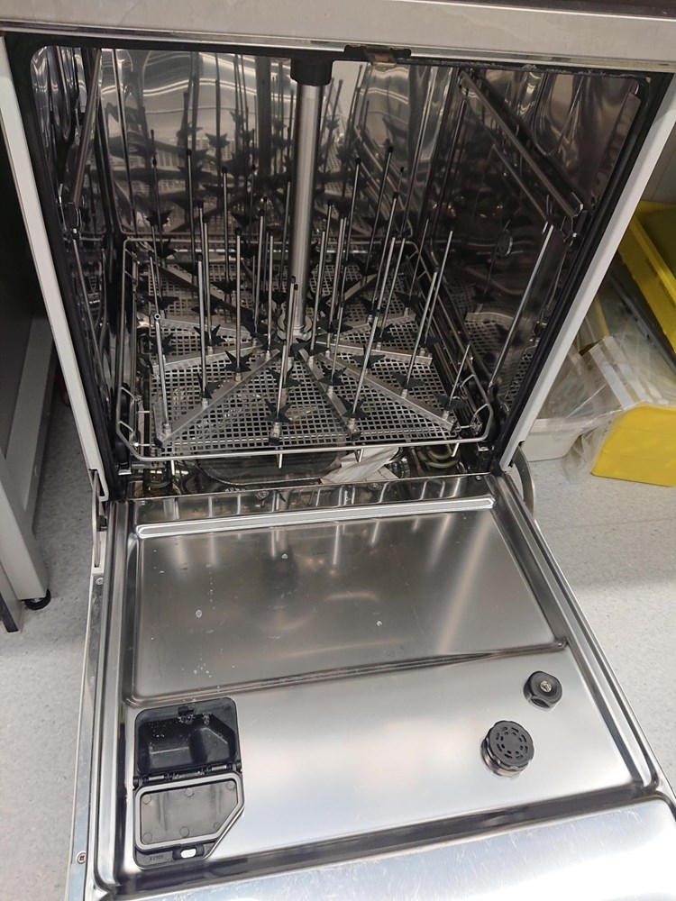Miele Laboratory Glass Washer available on Warp It, reuse surplus