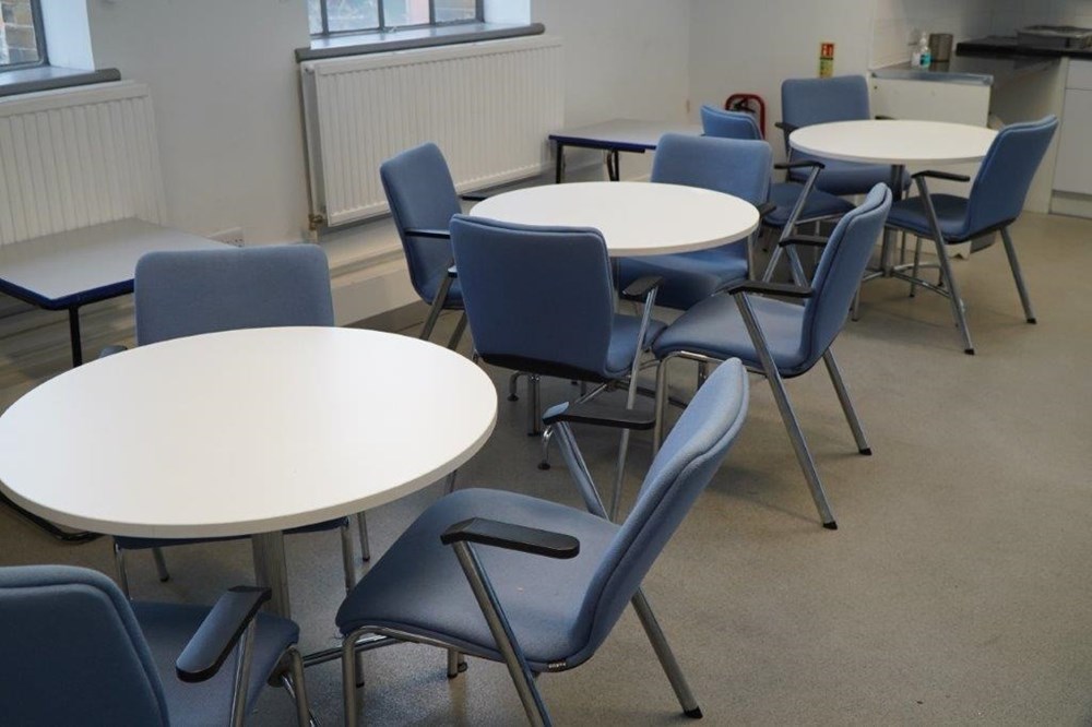 11Tables (white)