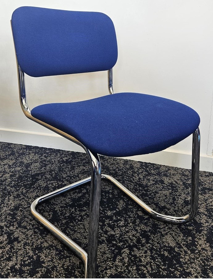 Visitor chair - Blue