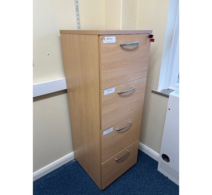 One light wood 4 drawer lockable filing cabinet 