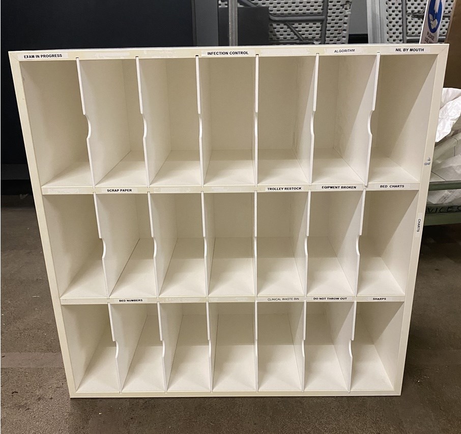 Pigeon Hole Unit (21 holes) Mail room 