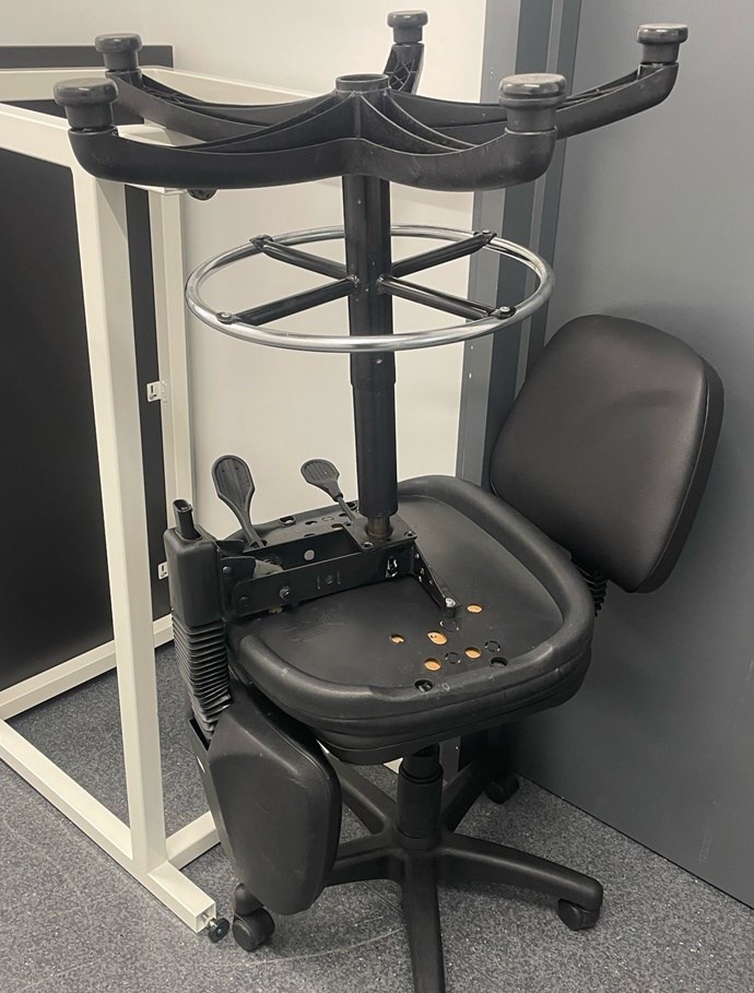 Lab chair