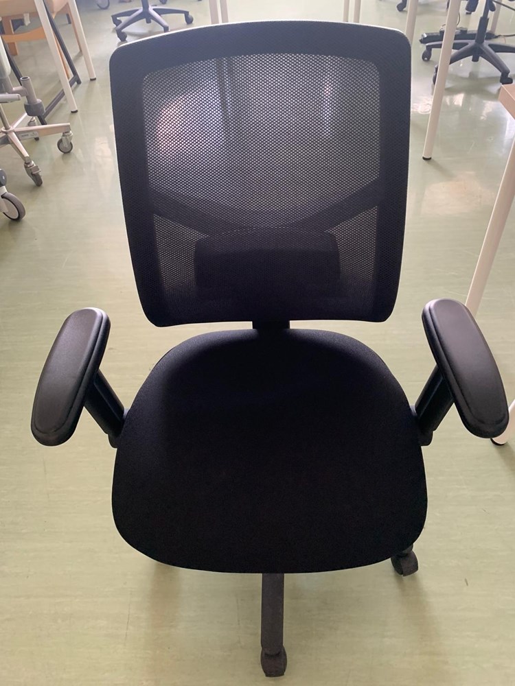 Black Desk Chair