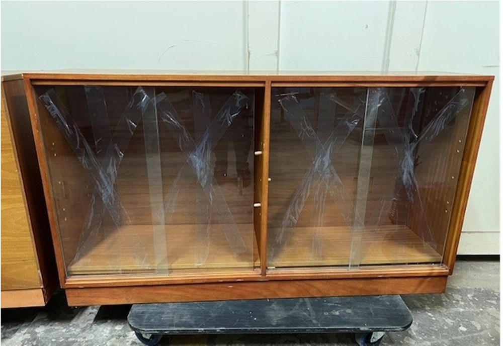 Display Cabinet 