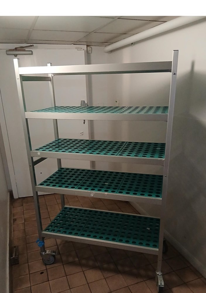 Shelf Unit on wheels