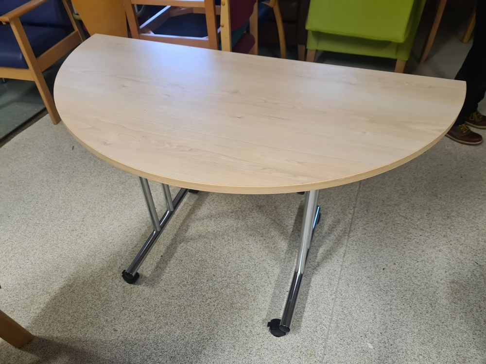 Half moon table